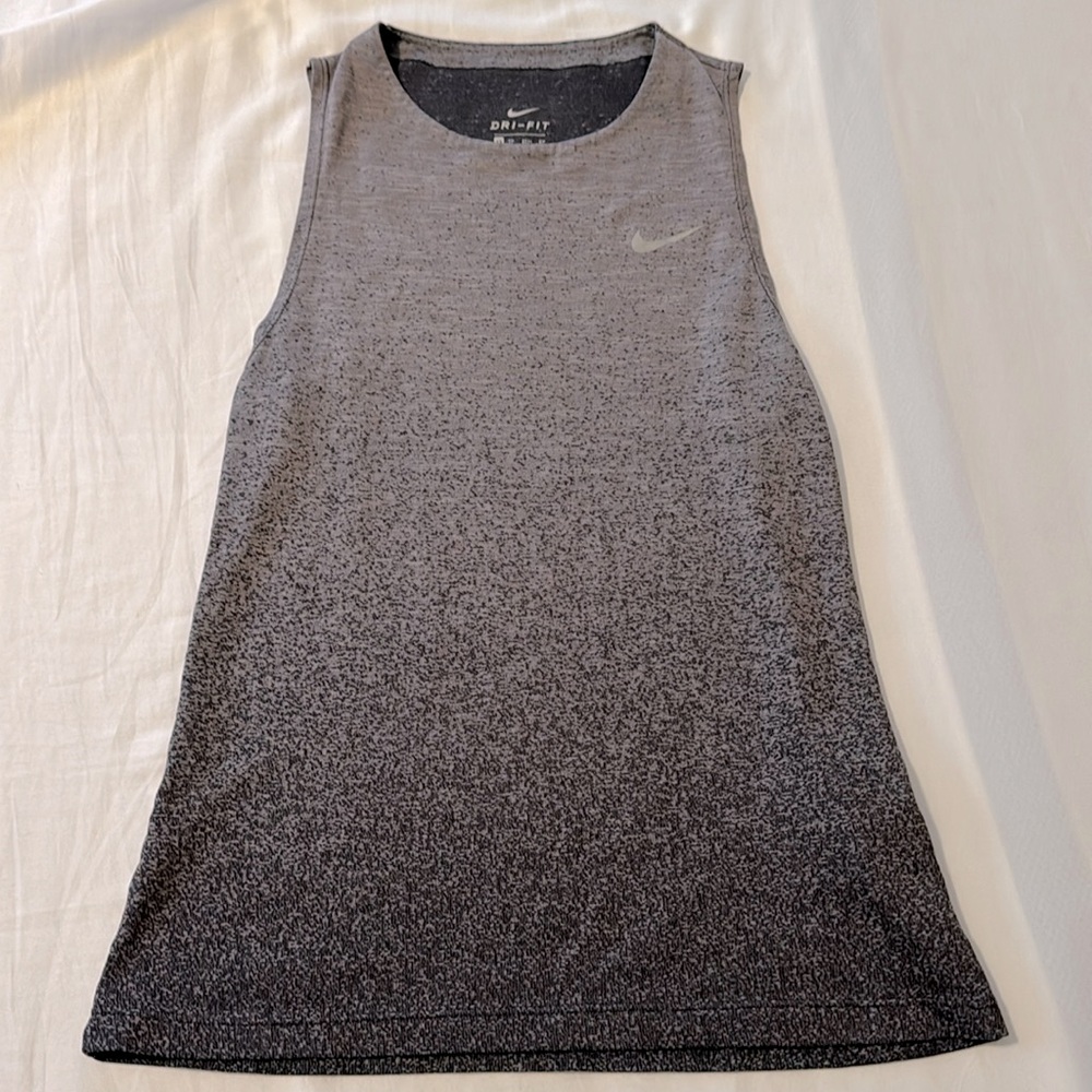 Women’s XS Nike Dri-Fit exercise top.